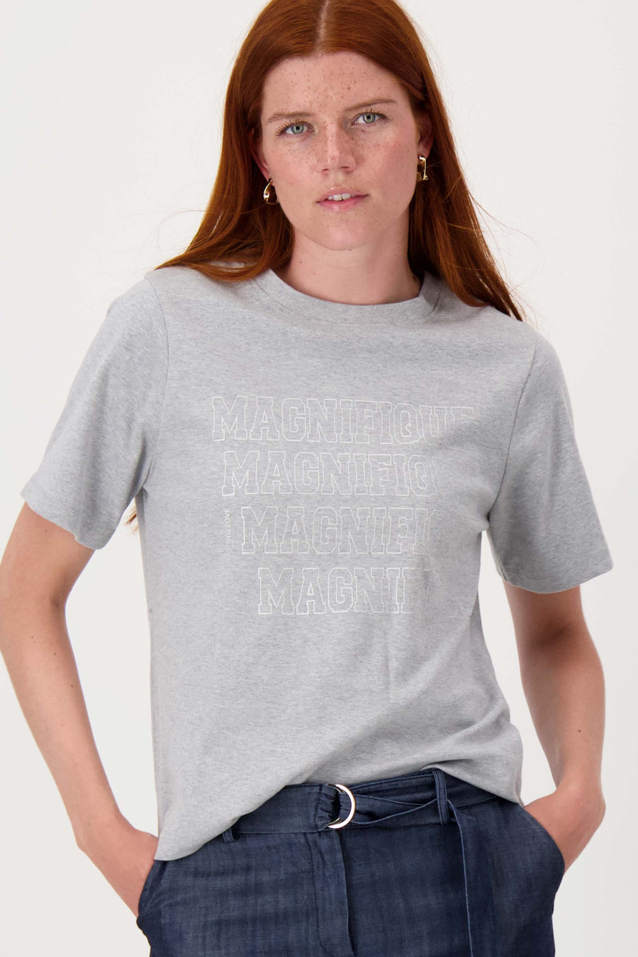 T-Shirt mit Magnifique-Aufdruck | mittelgrau