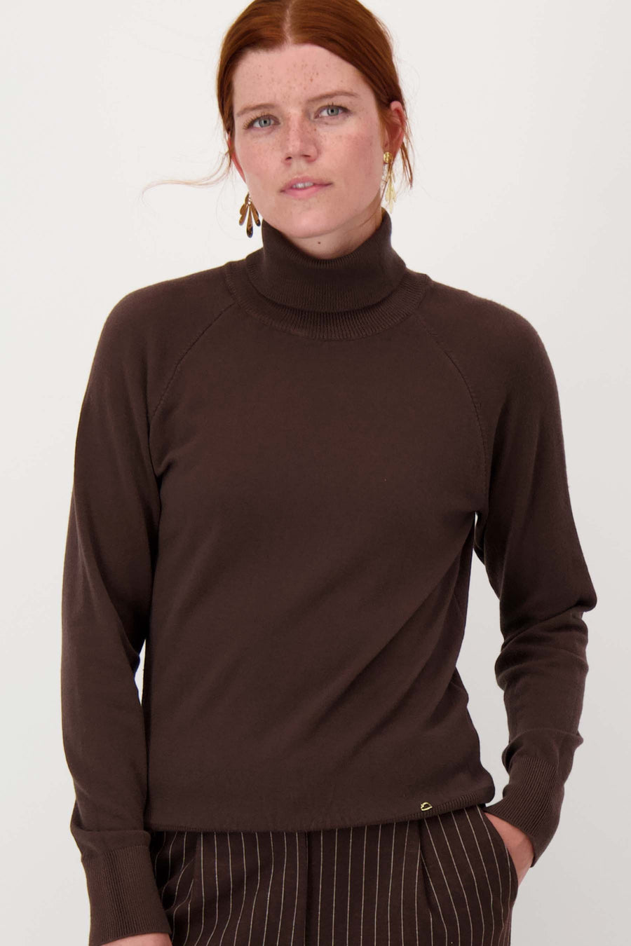 Feinstrick-Rollkragenpullover | schokobraun
