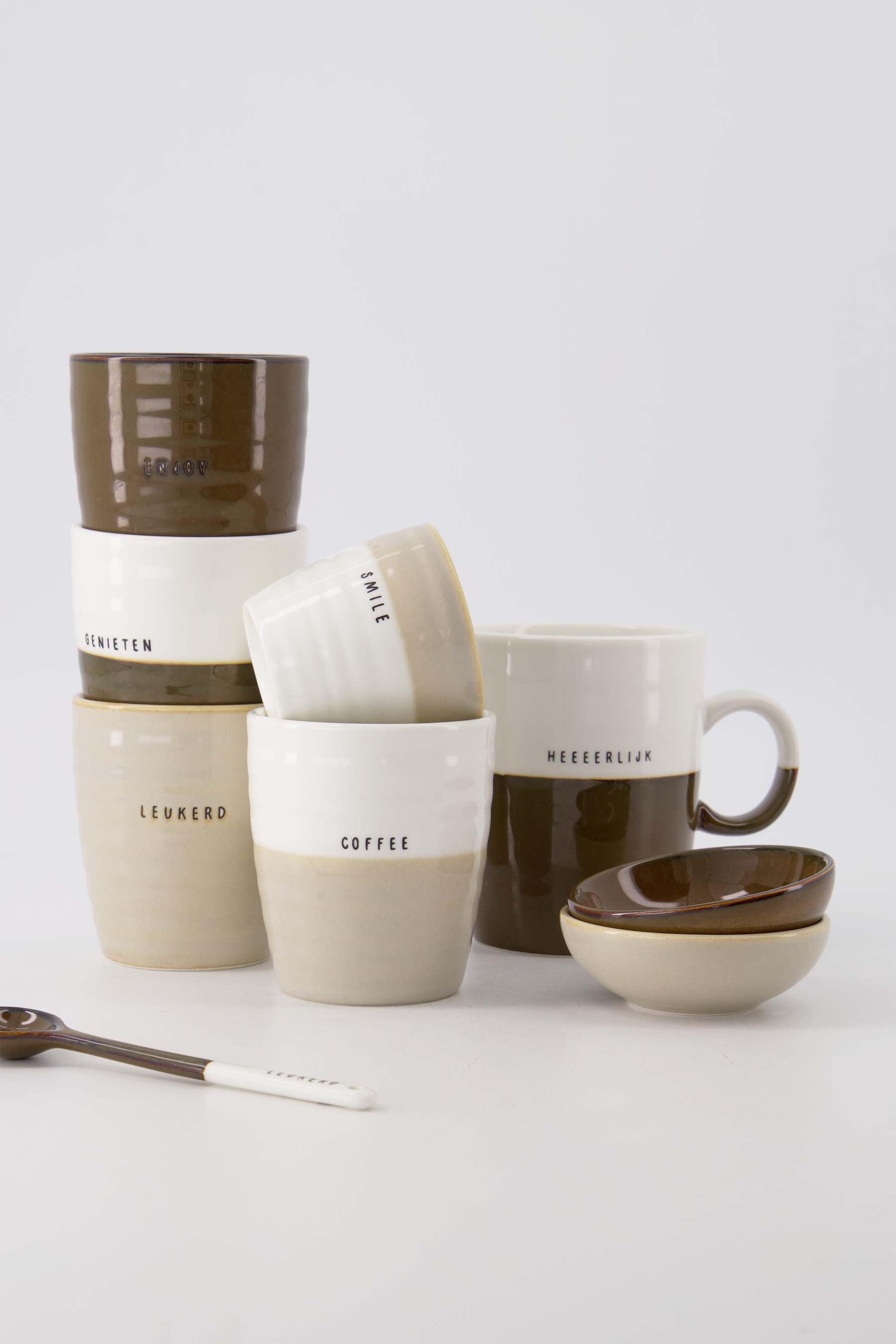 Espressotasse „Smile“ in Sandweiß – Zusss
