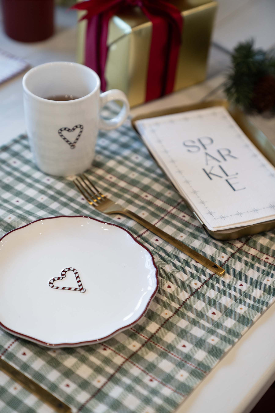 Servierplatte Herz weiß/dunkelrot | weiß/dunkelrot